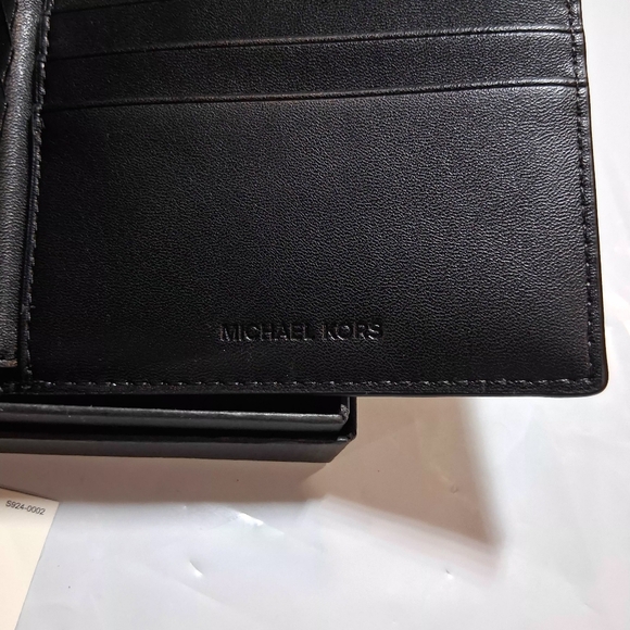 MICHAEL KORS Men's Wallet BLK/BLK/BLK "ANDY" RAISED MK All-Over BRAND-NEW wtags - Picture 6 of 12